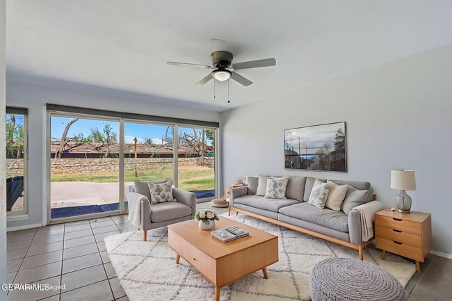 Photo - 809 Del Mar Dr