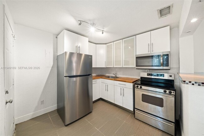 Photo - 3262 Elizabeth St Unit 2