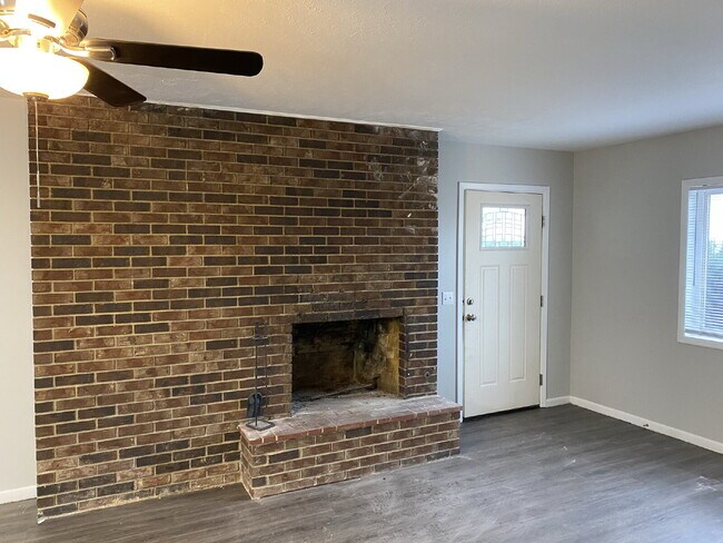 Photo - 14901 Dutchmans Dr