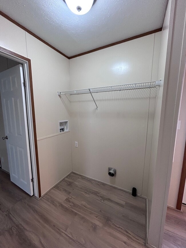 Photo - 5 Oak Tree Ln