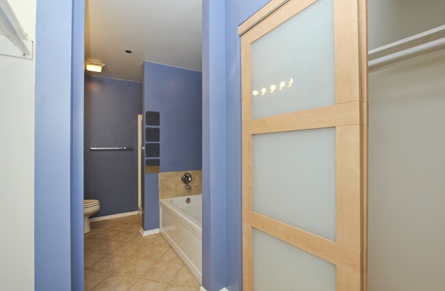 Photo - 51 W 15th St Unit F1