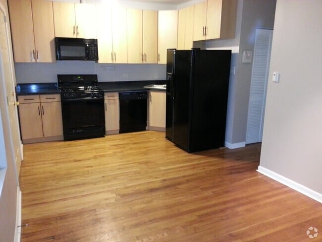 Building Photo - 6132 S Ingleside Ave Rental