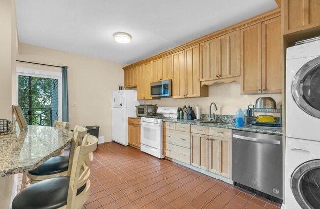 Photo - 5 Sachem St Unidad 2