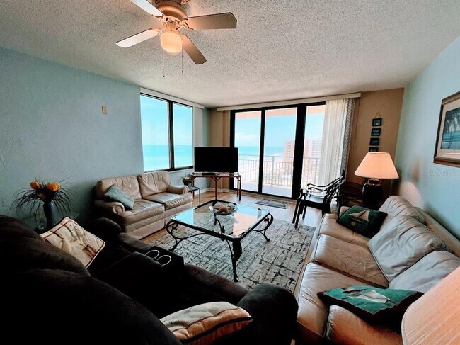 Photo - 3051 S Atlantic Ave Unidad J010