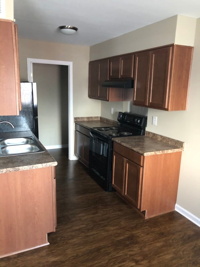 Photo - Windwood Apartments