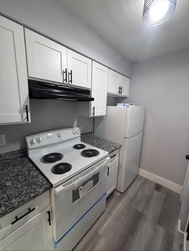 Photo - 8406 Detroit St Unidad 18