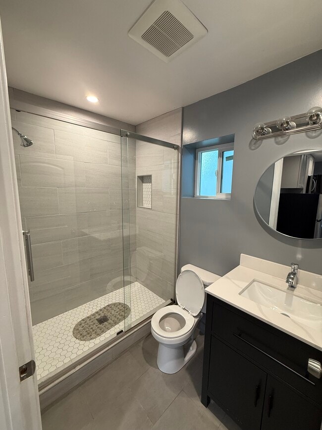 Photo - 6949 Rhea Ave Unit 6951 Newly Renovated ADU