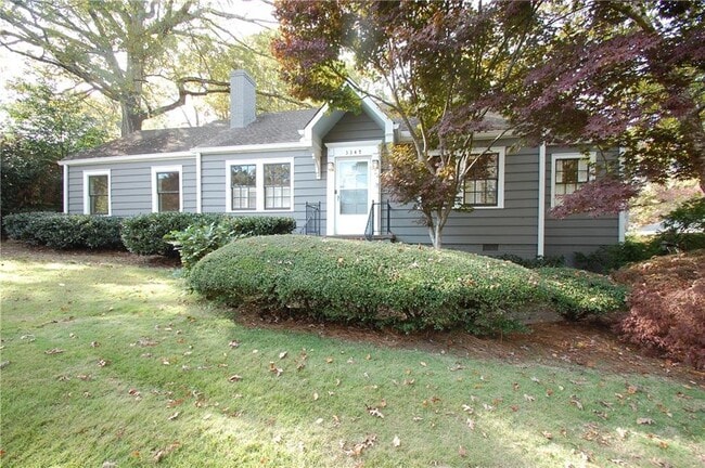 Photo - 3347 College St