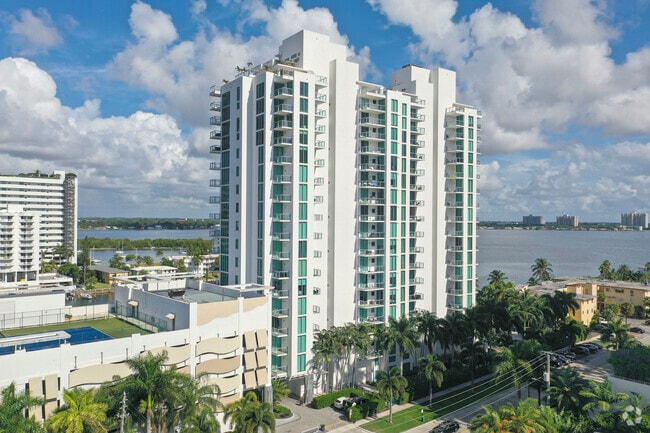 Photo - Eloquence on the Bay