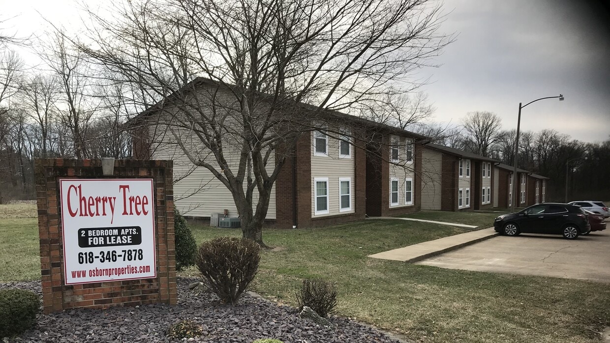 Photo - 18 Cherry Tree Ln (Glen Carbon, IL)