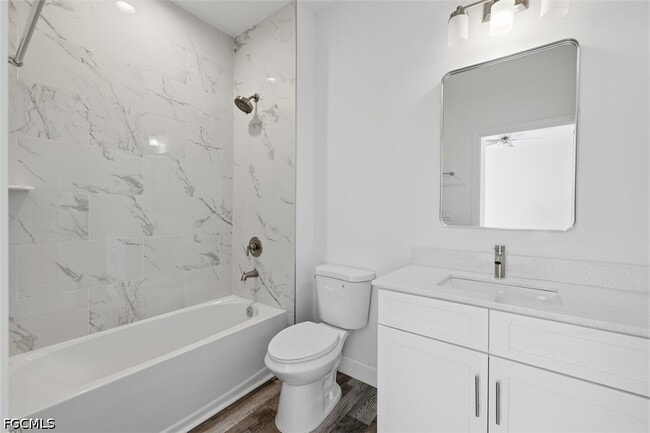 Photo - 10047 Amicola St