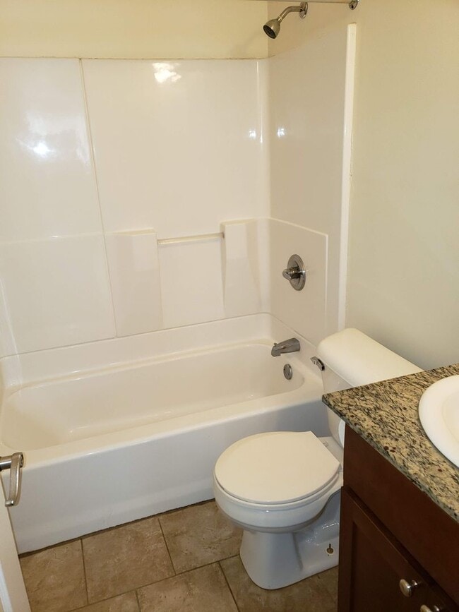Photo - Riverwood 6425