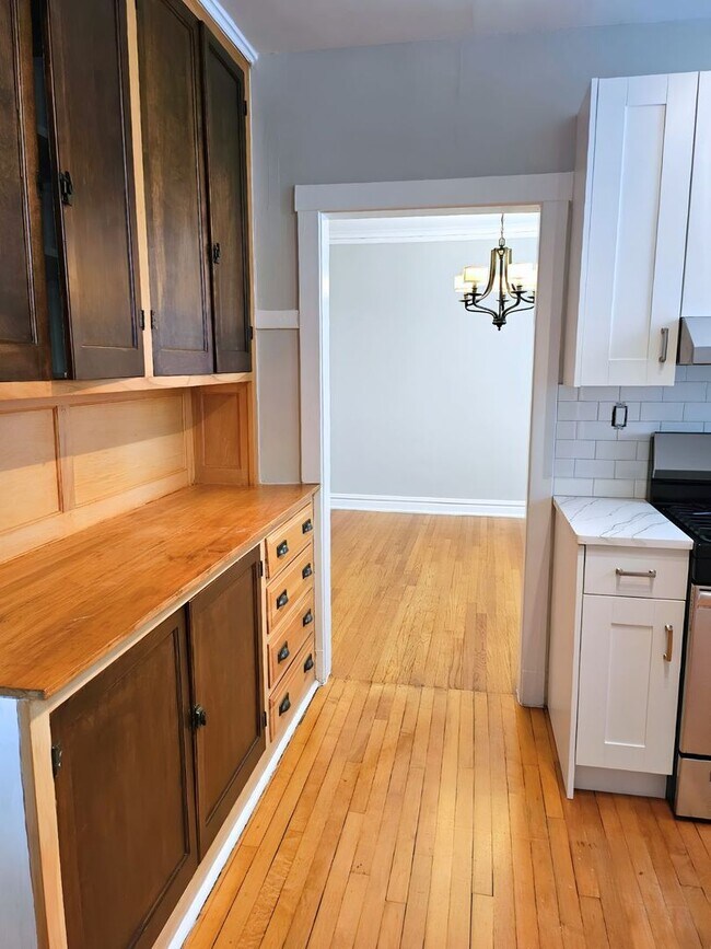 1623 W Thome Ave Unit 1623-3