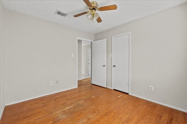 Photo - 2823 Forest Point Dr