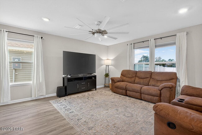 Photo - 6615 Atkins Rd