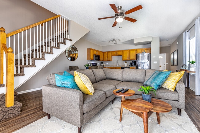 3BR, 2.5BA - 1390SF