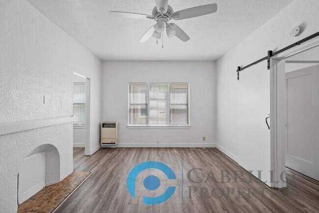 Photo - 3939 7th Ave