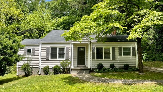 Photo - 1559 Orlando St SW House