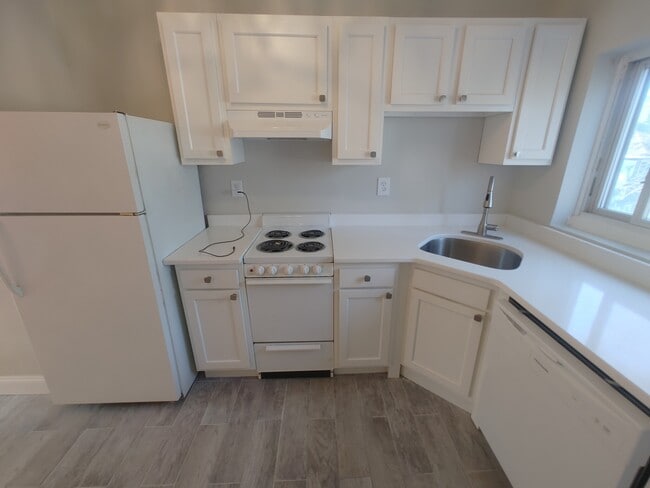 Building Photo - 50 Saint Stephen St Rental