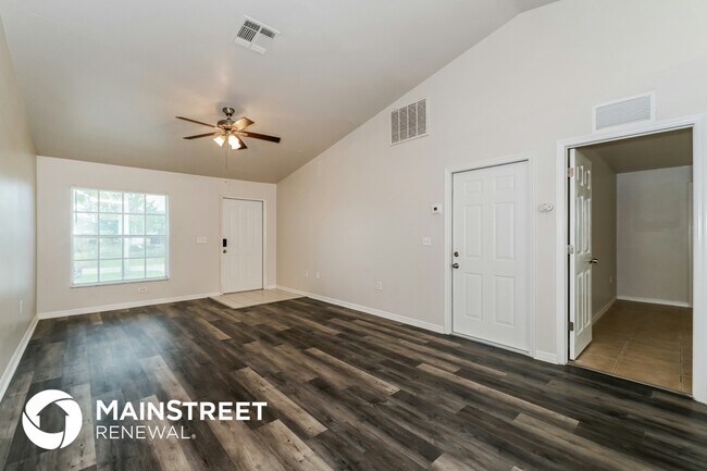 Photo - 5015 Bywood St