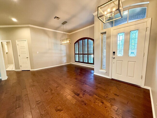 Photo - Executive Home in Brookhaven