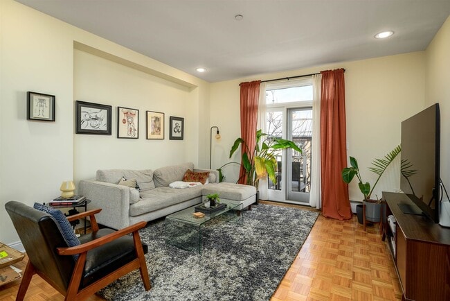 Building Photo - 207 Shearwater Ct W Unit 54