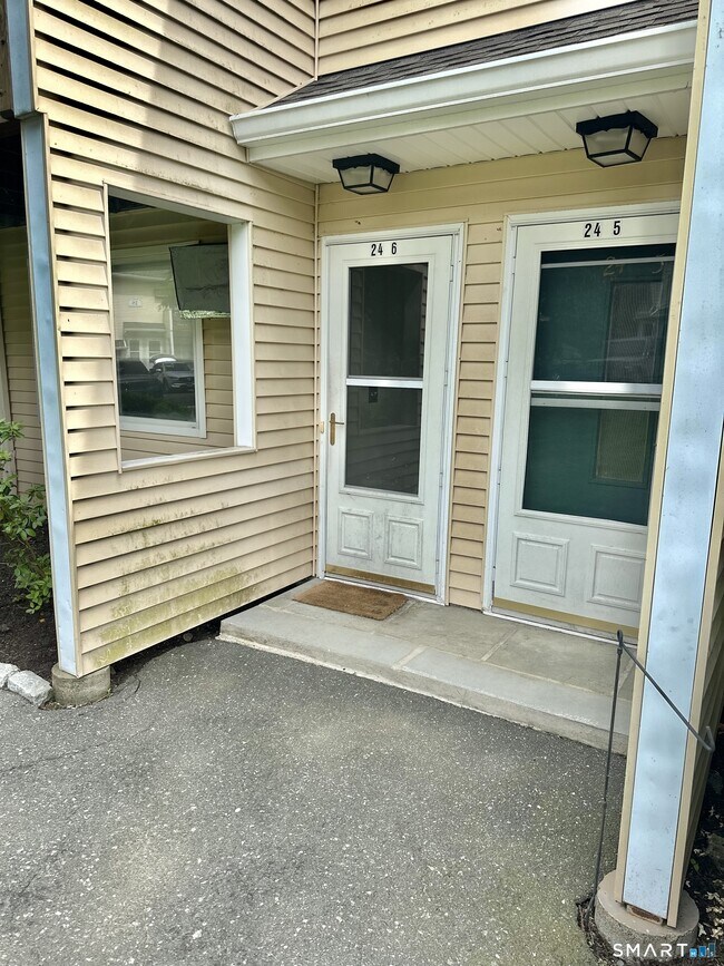 Photo - 8 Rose Ln Unit 24-6