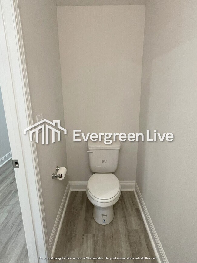 Photo - 9888 McLuvin Rd