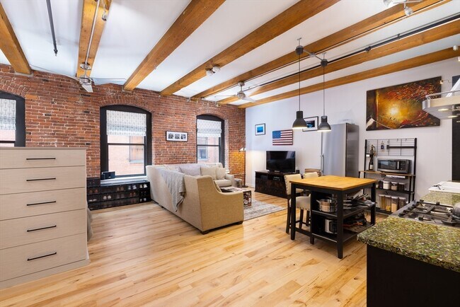 Photo - 21 Wormwood St Unit 310