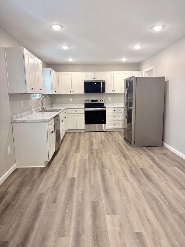 Photo - 107 Losey St Unit 4