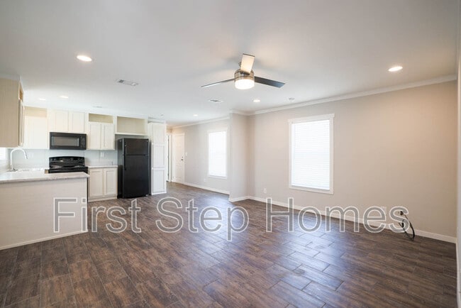Photo - 133 Appaloosa Dr