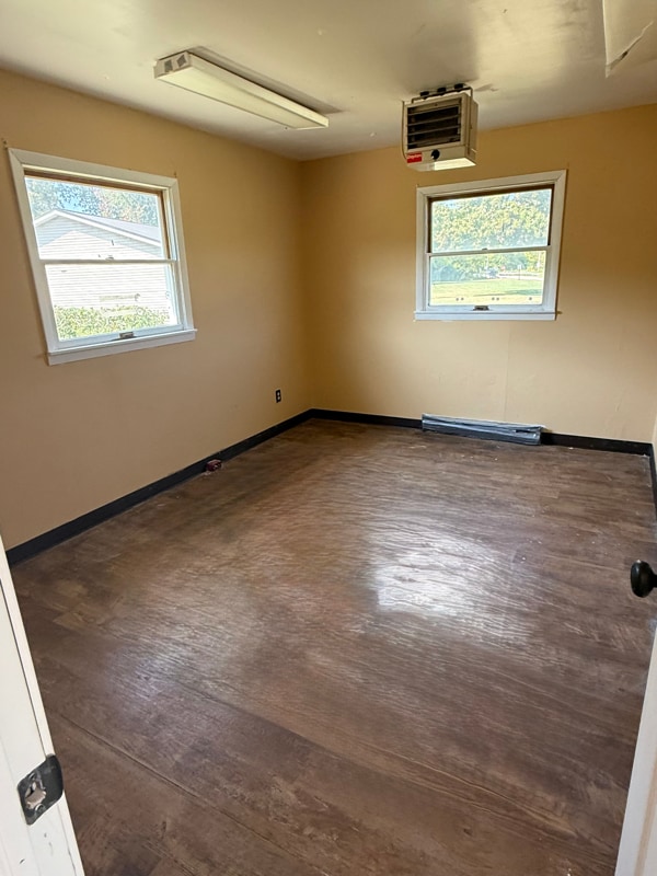 Photo - 207 W Walnut St