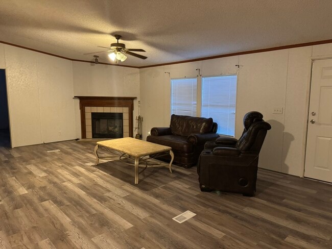 Photo - 70 Timber Rd