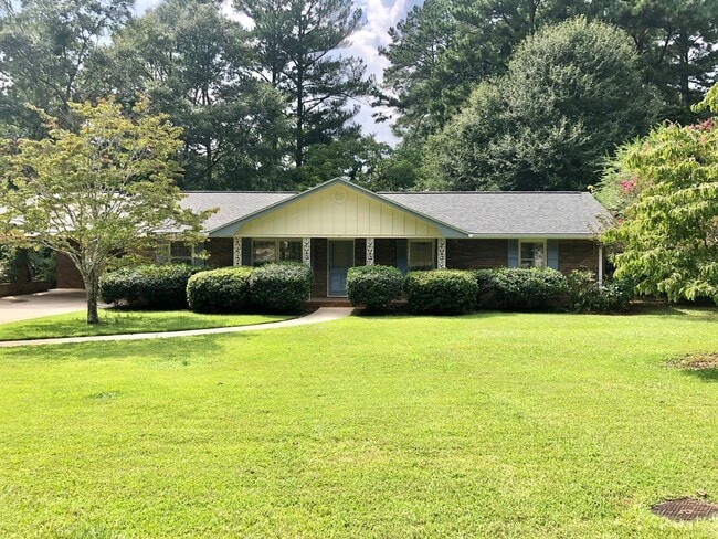 Photo - Stepless ranch home in Mableton