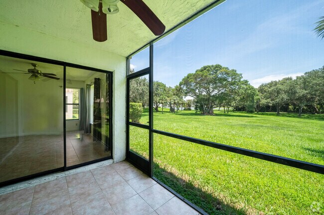 Building Photo - 3355 Jaywood Terrace Unit 1140 Rental