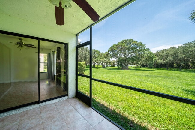 Photo - 3355 Jaywood Terrace Condo Unit 1140