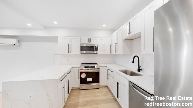 44 High St Unit 1