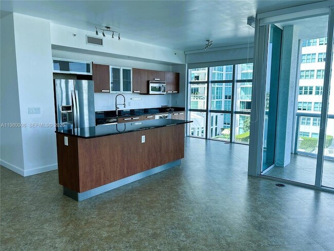 Photo - 3131 NE 188th St Unit 2-601