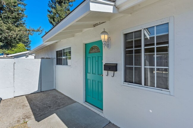 Photo - 4 bed/ 3 bath Single-Family Home in North ...