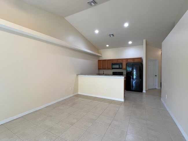 Photo - 3320 SW 7th Pl