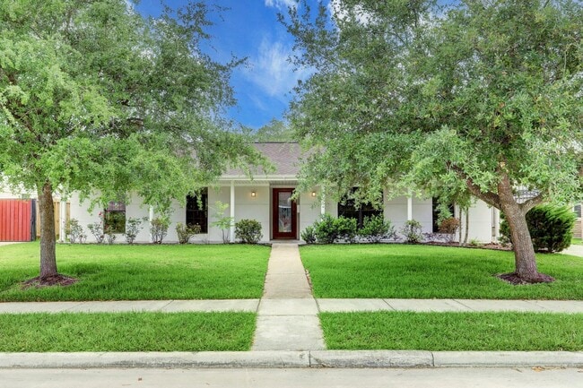 Building Photo - 5419 Dumfries Dr