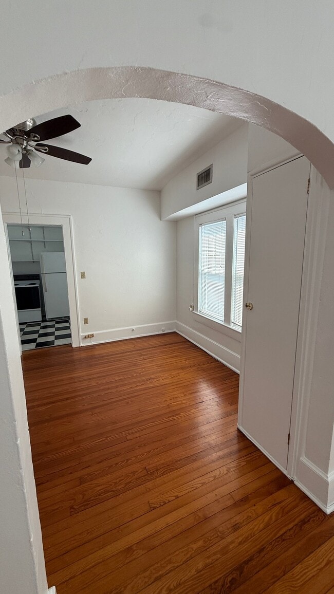 Photo - 715 Delaney Park Dr