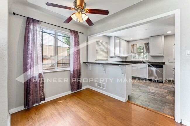 Photo - Cozy Home with Washer/Dryer and Fenced Yard