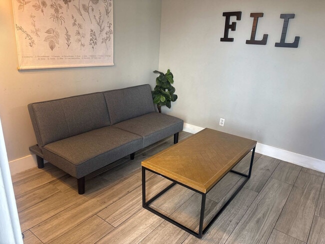 Photo - 50 Davie Blvd Unit SI FL1-ID1503963P
