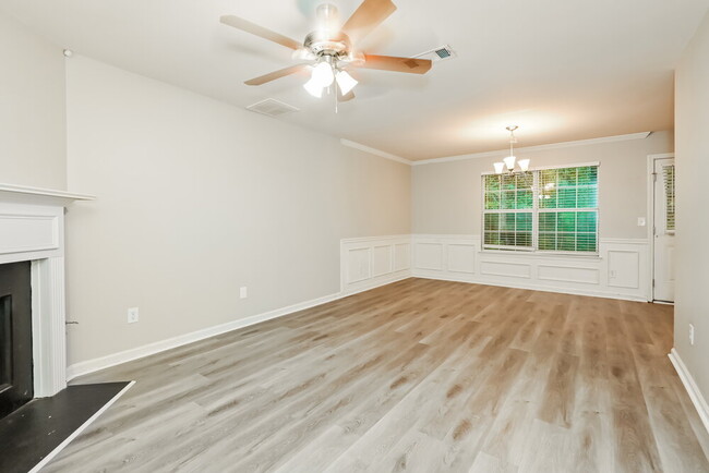 Photo - 414 Hidden Creek Ct