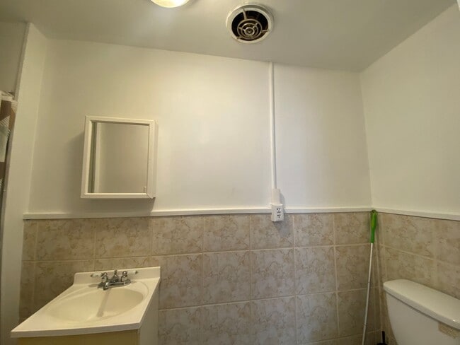 Photo - 725 Washington St Unidad 2nd FL Rear