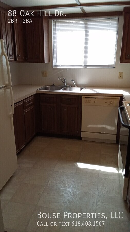 Photo - 88 Oak Hill Dr