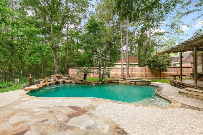 Photo - 71 E Sterling Pond Cir