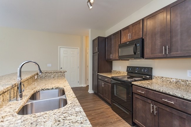 Interior Photo - Madison Crest Apartment Homes
