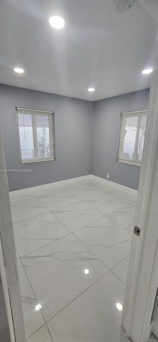 Photo - 720 NW 77th St